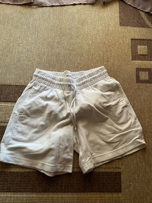 Σορτς Pull & Bear άσπρα σαν καινούργια, μέγεθος M