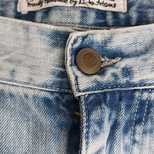 Staff women's jeans like new with front rips