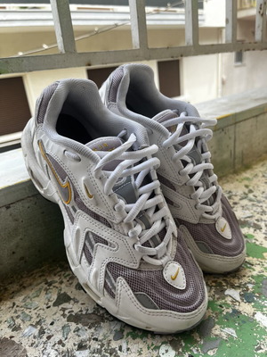 Nike Air Max women's sneakers white light pink with orange details size 37.5