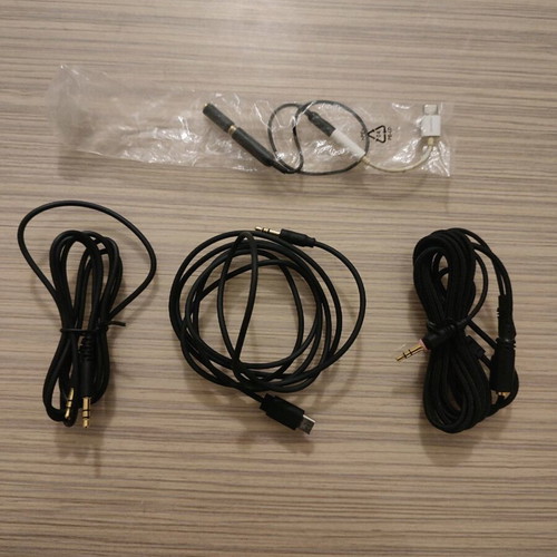 Audio jack cables set and Huawei audio jack to type c adapter like new