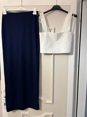 Pink Woman set top and skirt S white and blue like new