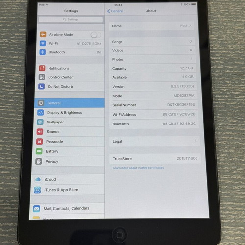 iPad mini 1st Generation A1432 tablet, 16GB