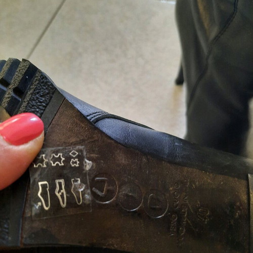 Leather ankle boots size 40 like new, black