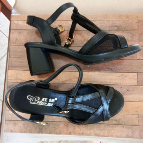 Black sandals like new, size 36, with 6.5cm block heel