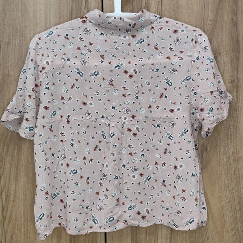 Pull&Bear Vintage Pink Floral Crop Shirt size S like new