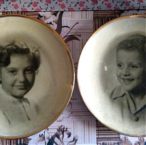 Σετ 2 Πορσελάνινα Παλιά Πιάτα Διακοσμητικά Με Τυπωμένες Φωτογραφίες