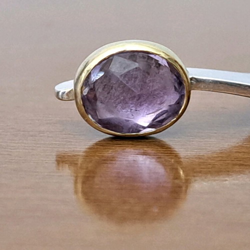 Silver ring with amethyst and gold-plated setting like new, organic design