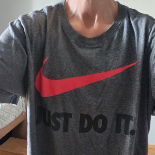 Nike men's shirt new, size L