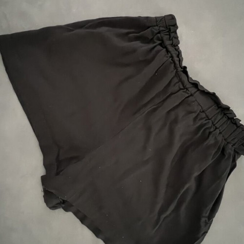 Bershka black shorts skirt like new