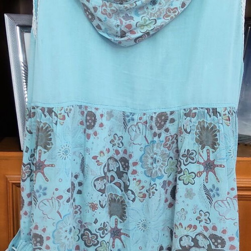 Dresses used, pack of two, black with salmon kimono and short floral