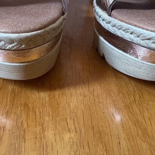 Leather platform sandals size 38 like new, beige and gold