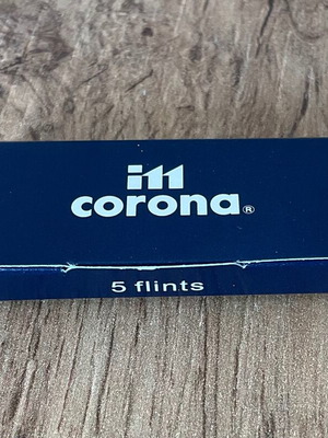 IM Corona flints new, pack of 5
