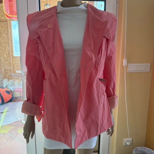 Pink jacket Coconuda size M water resistant like new