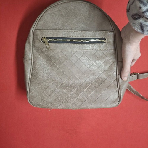 Back pack leather new, beige backpack