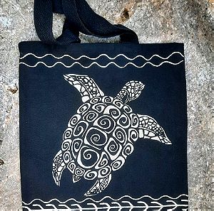 Τσάντα υφασμάτινη χειροποίητη  ζωγραφισμένη στο χέρι -Χελώνα
