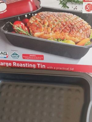 Nonstick roasting tin like new