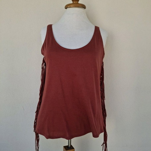 Zara top like new, size M, red with fringes