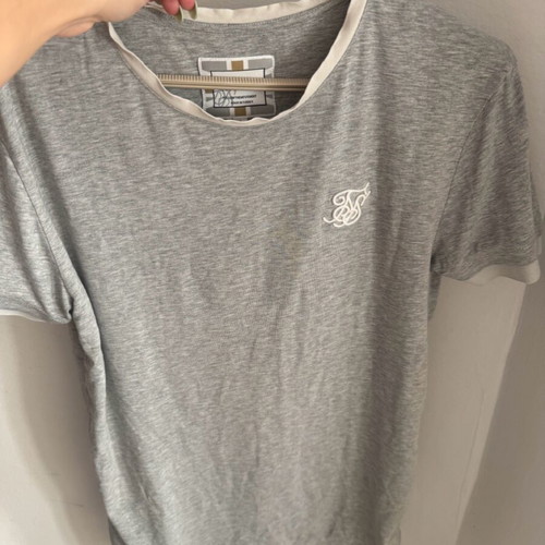 Sik Silk men's t-shirt small grey in excellent condition