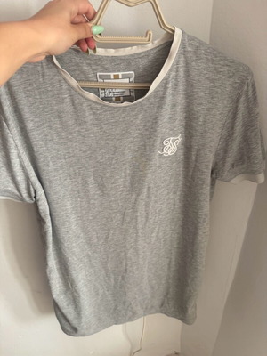 Sik Silk men's t-shirt small grey in excellent condition