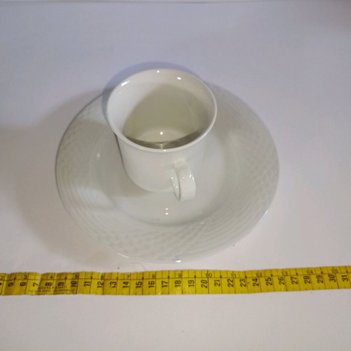 Lynns Fine China coffee cups and saucers new, set of 18 pieces
