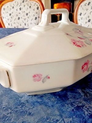 Serving bowl