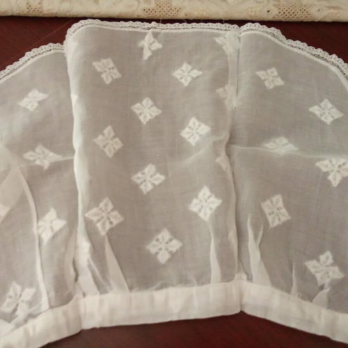 Organza apron with lace details vintage 1970, new
