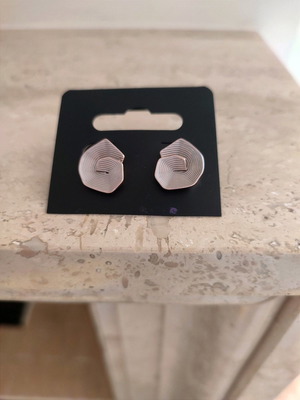 Faux stud earrings new