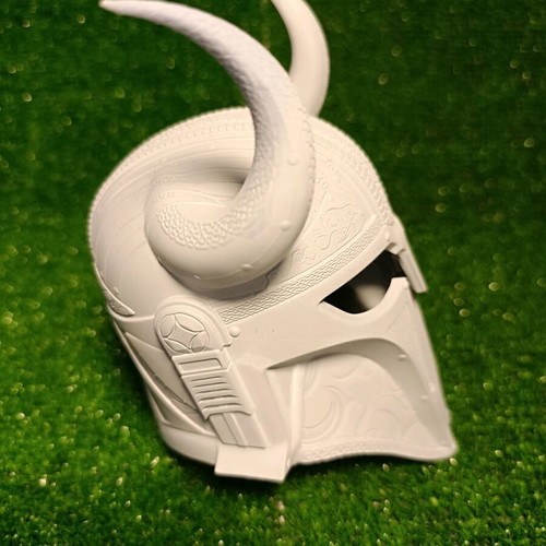 Viking helmet resin collectible like new