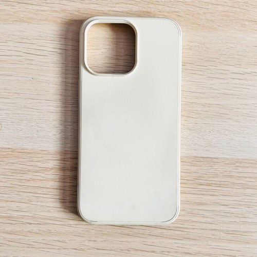 Iphone 13 Pro case used with MagSafe