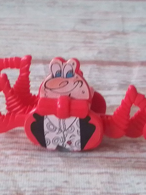 Kinder Leggy Crab figure like new with movement, 7 cm length