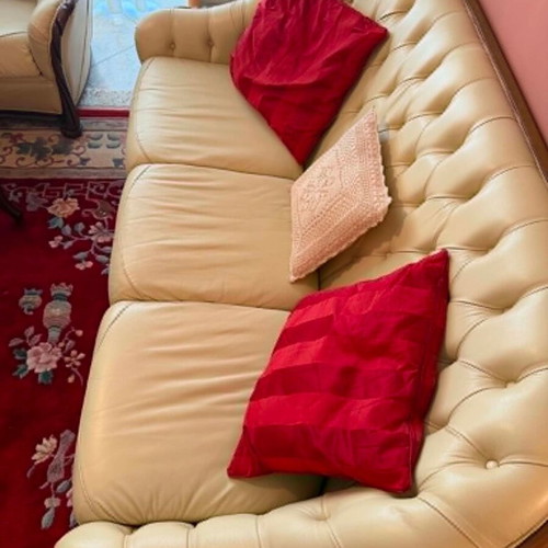 Chesterfield style living room set like new, leather with wooden frame