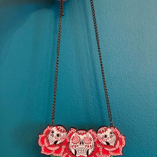 Kreepsville Necklace like new