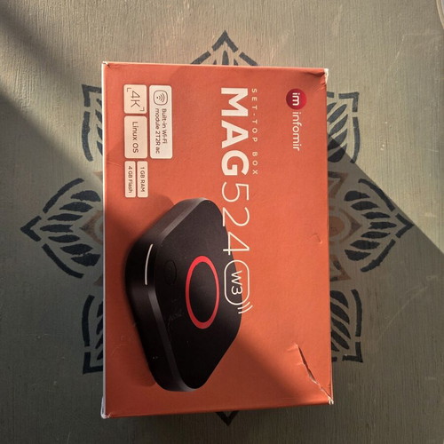 Infomir TV Box MAG524W3 like new with 4K and HEVC support