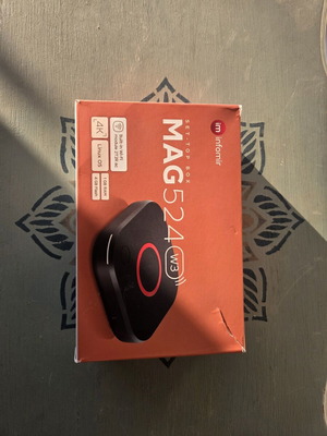 Infomir TV Box MAG524W3 like new with 4K and HEVC support