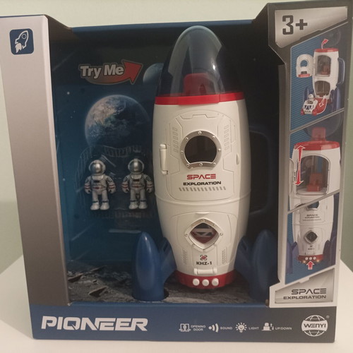 Spacecraft with car and astronauts like new, with sounds