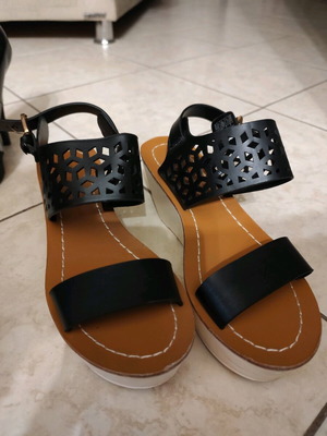Flatforms size 37 like new, worn once