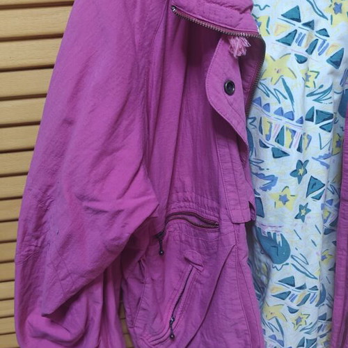 Vintage oversized jacket fuchsia color with printed lining used