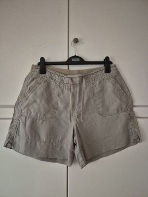 Linen shorts khaki size L like new