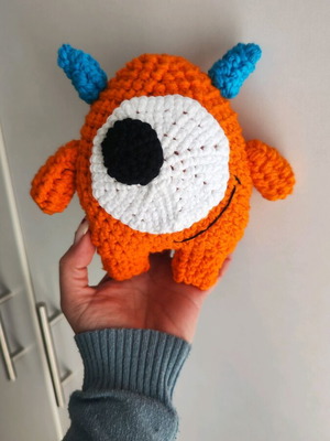 Cute Ugly Monster χειροποίητο 19 εκατοστά καινούργιο