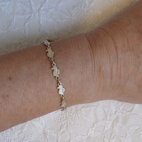 925 silver bracelet with seahorses
