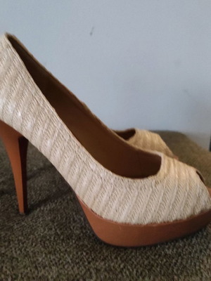 Migato pumps size 38 used, beige, like new