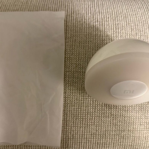Mi Motion-Activated Night Light 2 like new with motion and light sensors