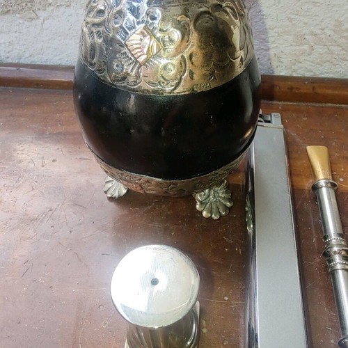 Collection of various antiques like new