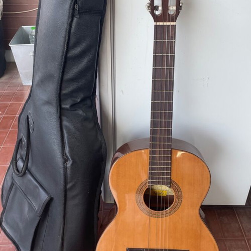 Antonio Lorca mod. 40 classical acoustic guitar with case