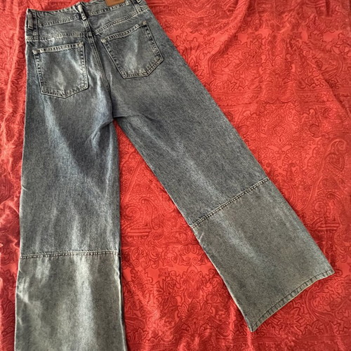 Karavan jeans size 28 like new, worn 2-3 times