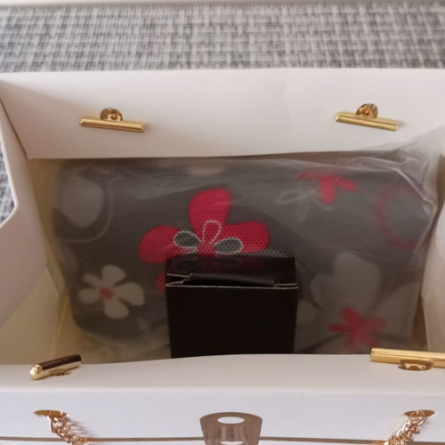 Tobacco Pouch and Lighter Set New with Luxury Gift Bag
