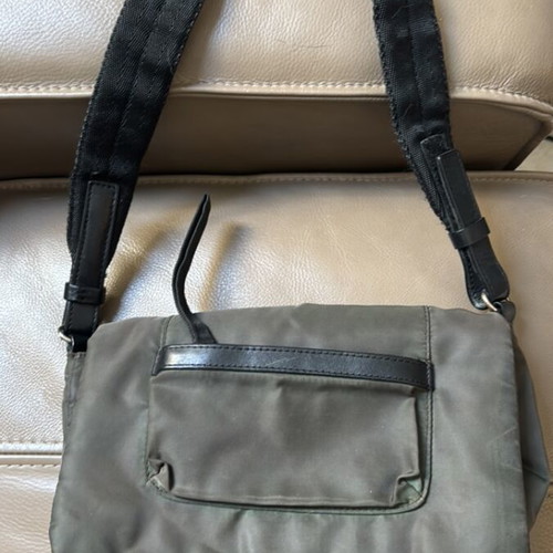Benetton shoulder bag used vintage nylon and leatherette, oil color with black