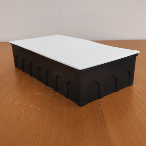 Flush Mount Junction Box 20x12x4.7cm with Screw Cap new