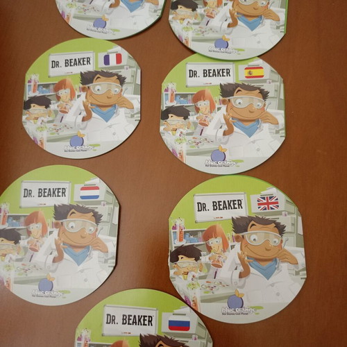 Dr. Beaker Board Game like new, educational family fun