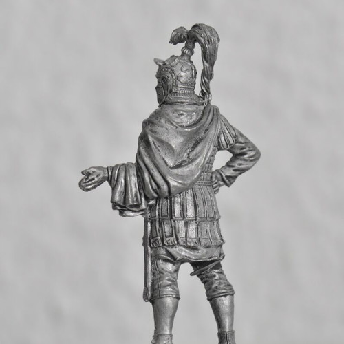 Lead soldier figure 6.5 like new